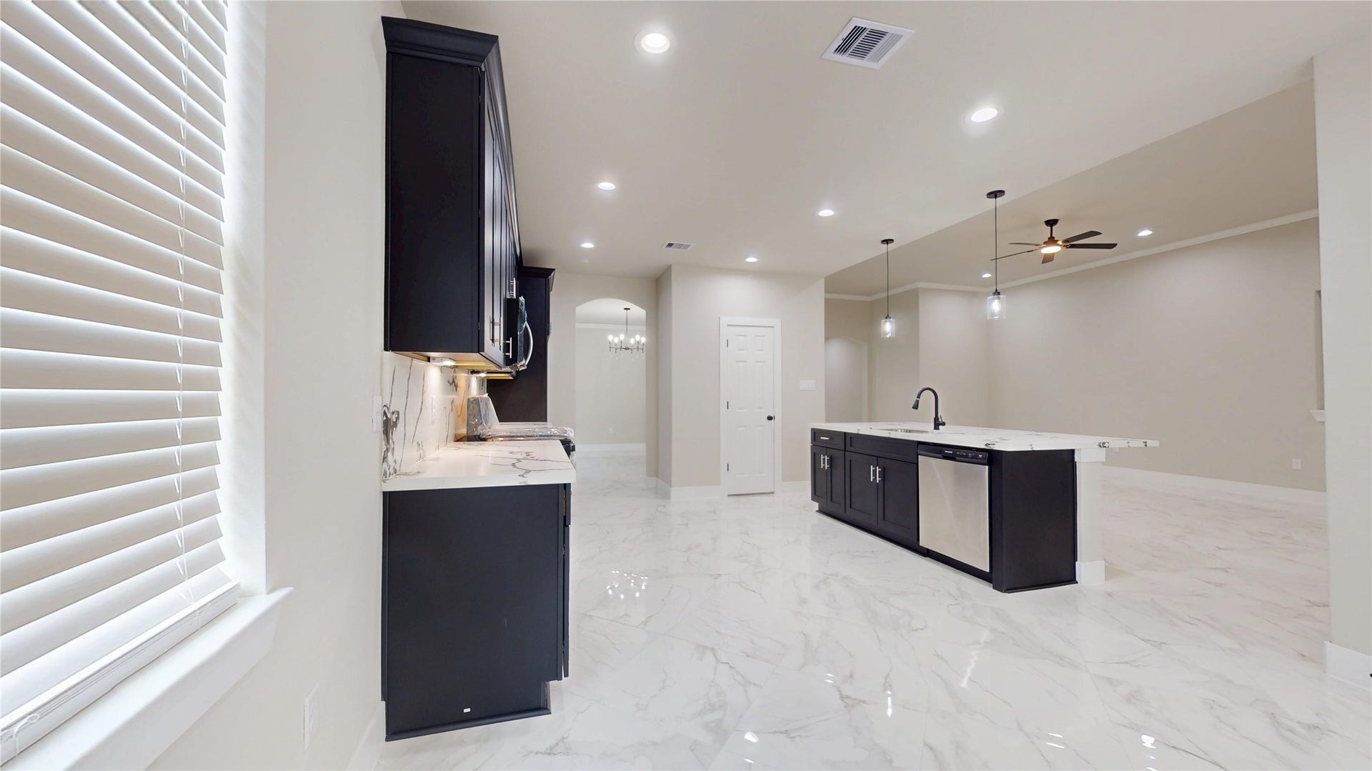 5411 Oak Cove Drive, Houston, TX 77091 5411 Oak Cove Drive, Houston, TX 77091
