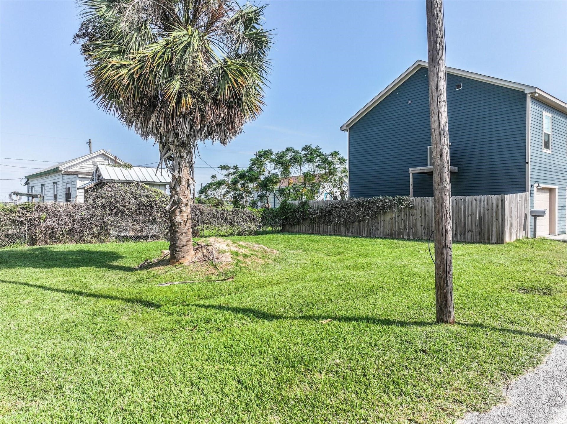 3721 Church Street, Galveston, TX 77550 Build-ready cleared lot, primed for your vision.