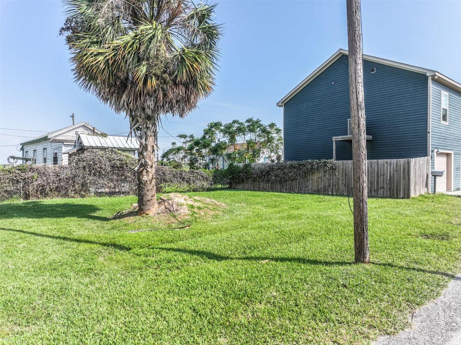 Property photo for 3721 Church Street, Galveston, TX