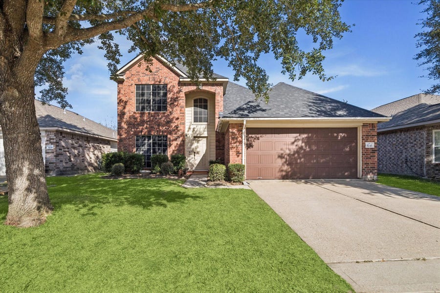 Property photo for 5243 El Tigre Lane, Baytown, TX