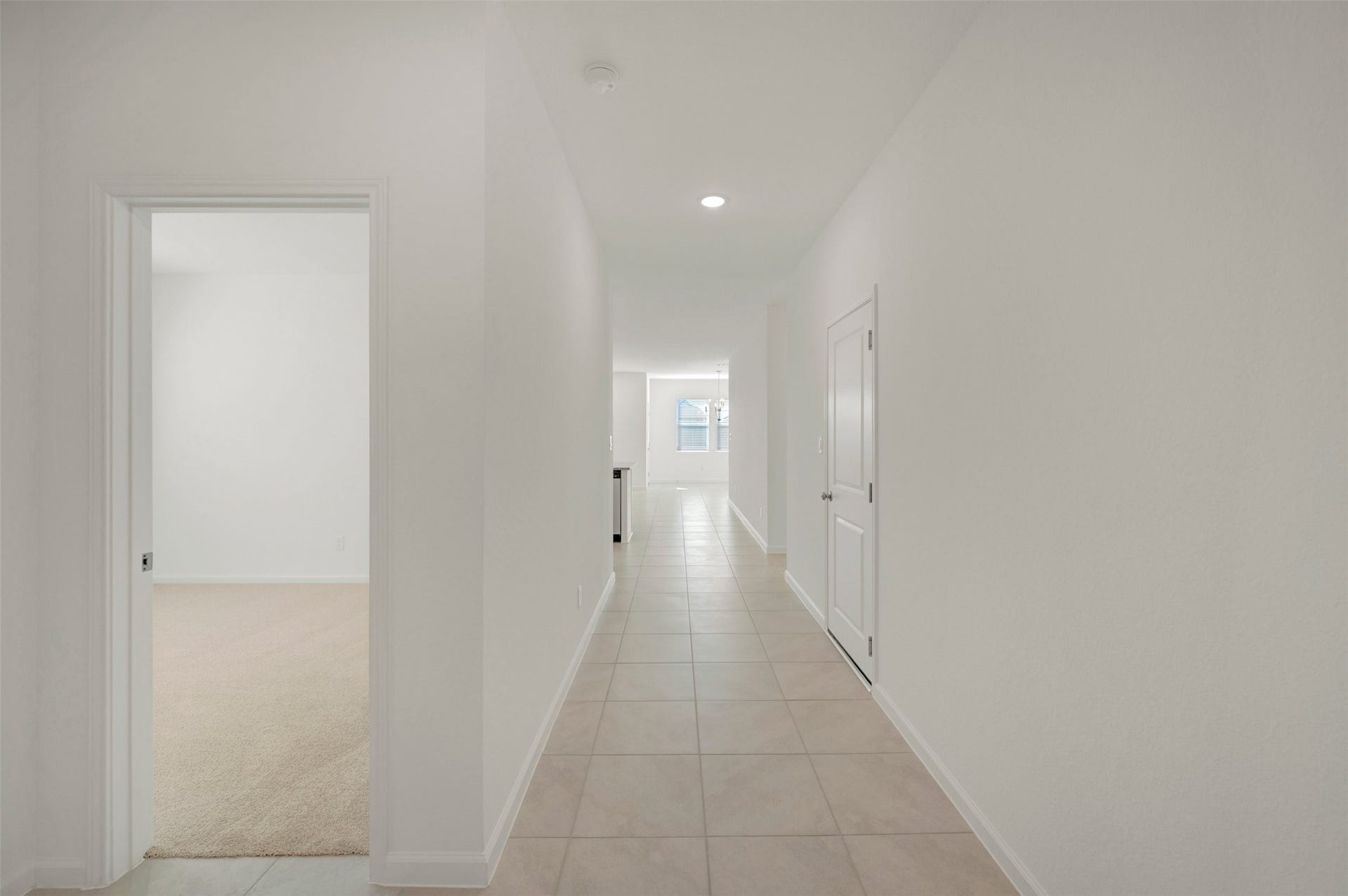 431 East Rose Marie Lane, Montgomery, TX 77356 Welcoming foyer