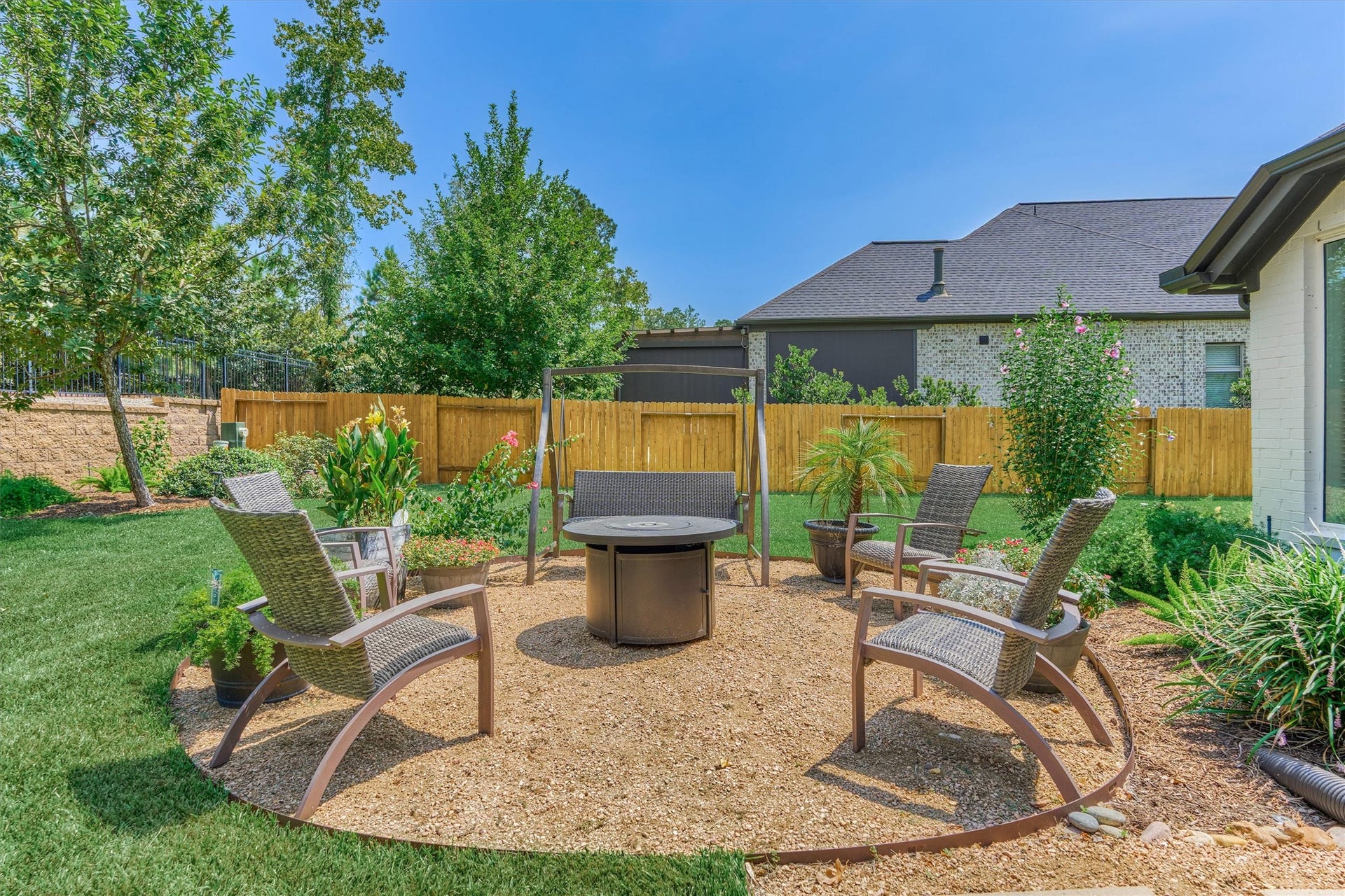 205 Patina Sorrel Drive, Montgomery, TX 77316 205 Patina Sorrel Drive, Montgomery, TX 77316
