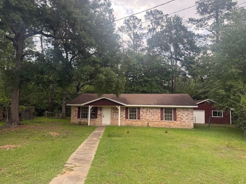 Property photo for 1821 Live Oak Drive, Conroe, TX