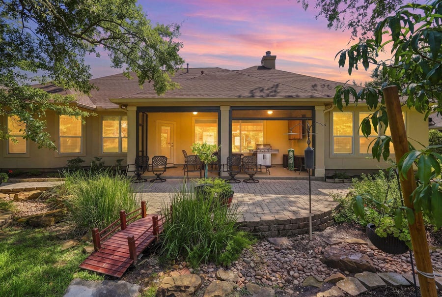 Property photo for 156 April Waters Drive W, Conroe, TX