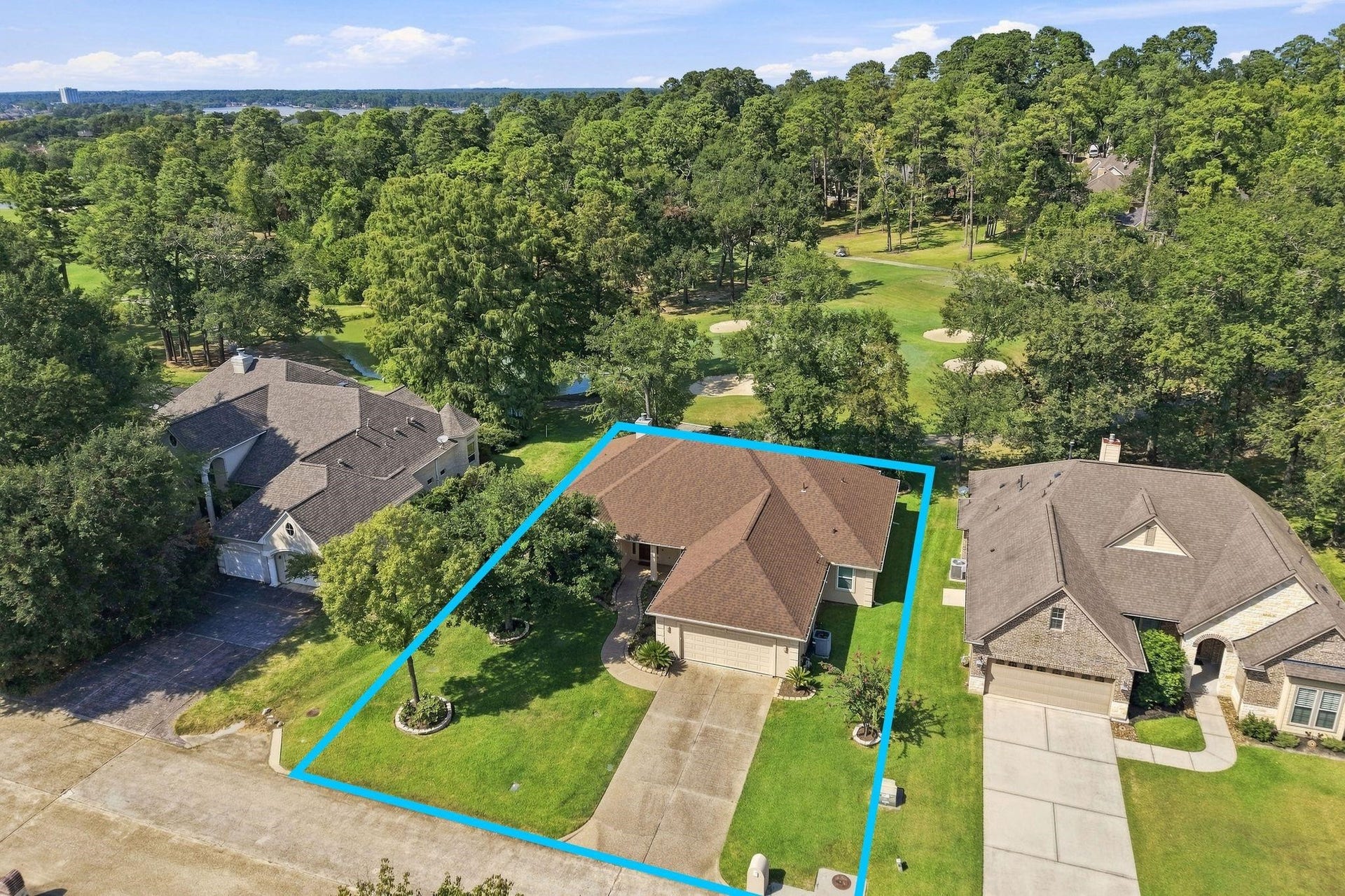 156 April Waters Drive W, Conroe, TX 77356 156 April Waters Drive W, Conroe, TX 77356