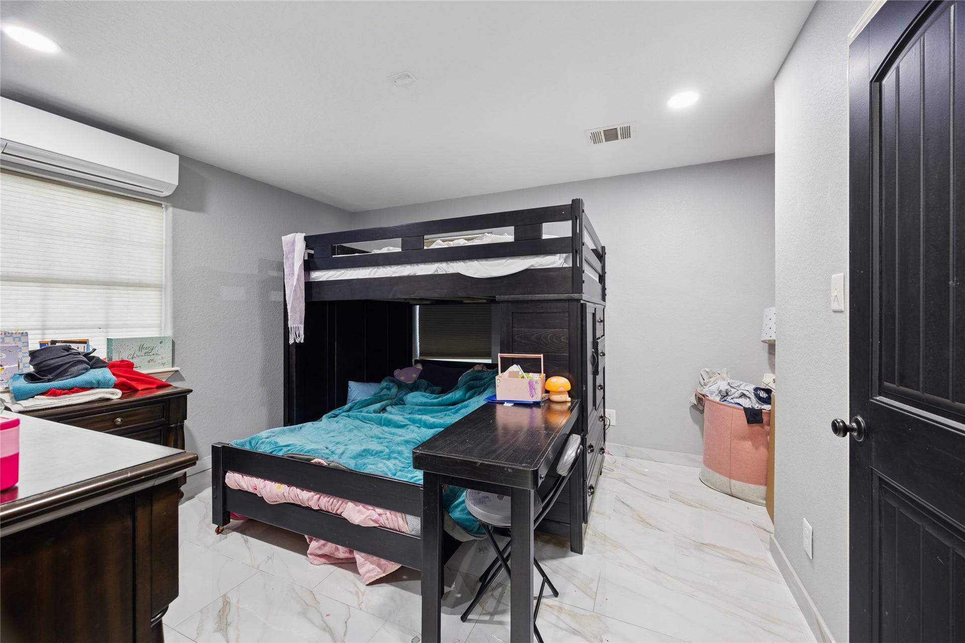 5815 Avenue G 1/2, Santa Fe, TX 77510 5815 Avenue G 1/2, Santa Fe, TX 77510