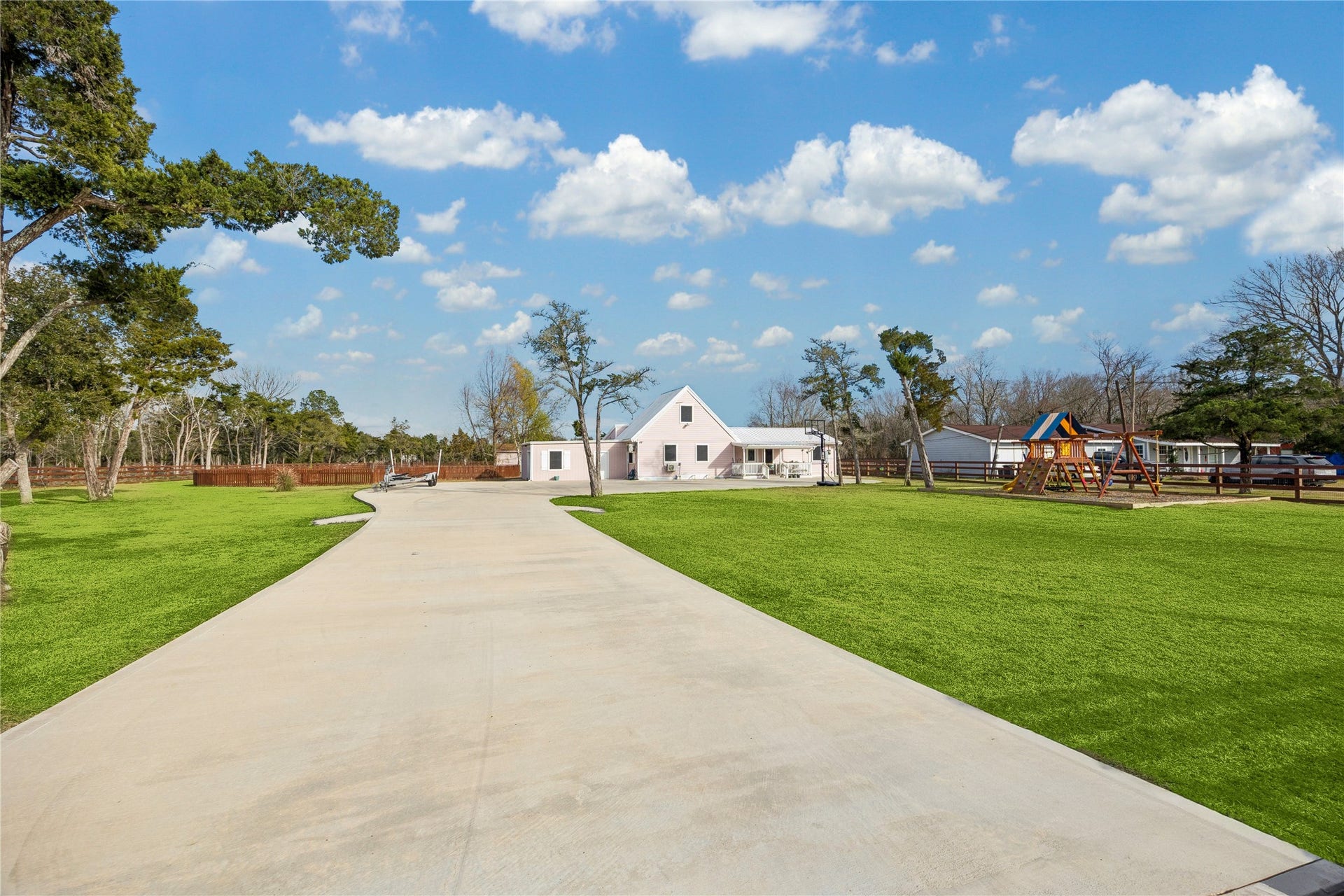 5815 Avenue G 1/2, Santa Fe, TX 77510 5815 Avenue G 1/2, Santa Fe, TX 77510