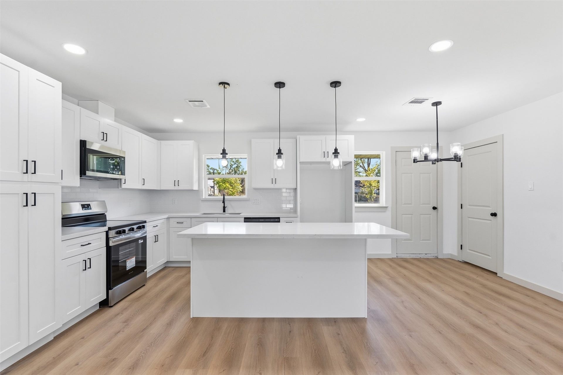 914 Gary Avenue, Pasadena, TX 77502 914 Gary Avenue, Pasadena, TX 77502