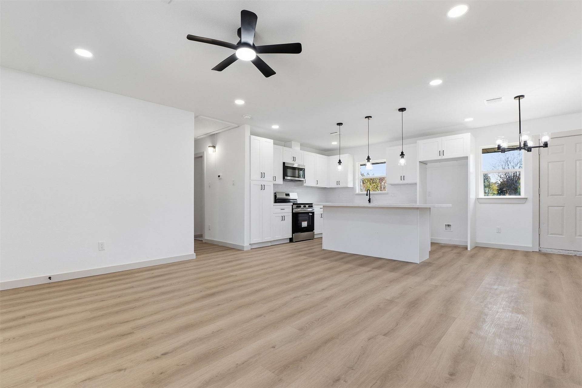 914 Gary Avenue, Pasadena, TX 77502 914 Gary Avenue, Pasadena, TX 77502
