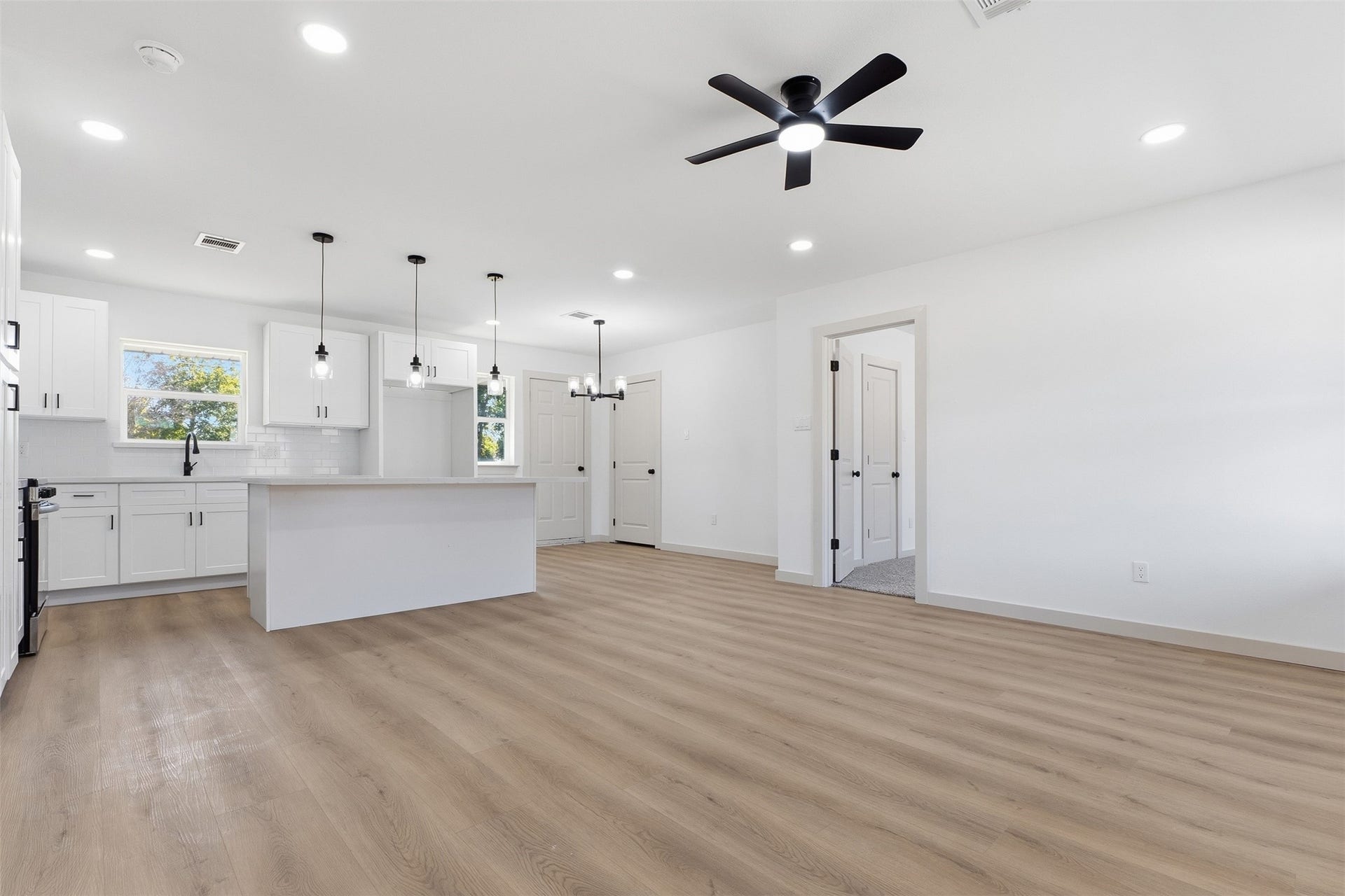 914 Gary Avenue, Pasadena, TX 77502 914 Gary Avenue, Pasadena, TX 77502