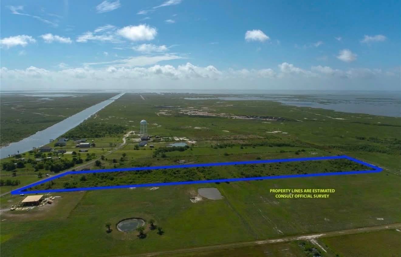 0000 South Redfish Tract 2, Hitchcock, TX 77563 0000 South Redfish Tract 2, Hitchcock, TX 77563