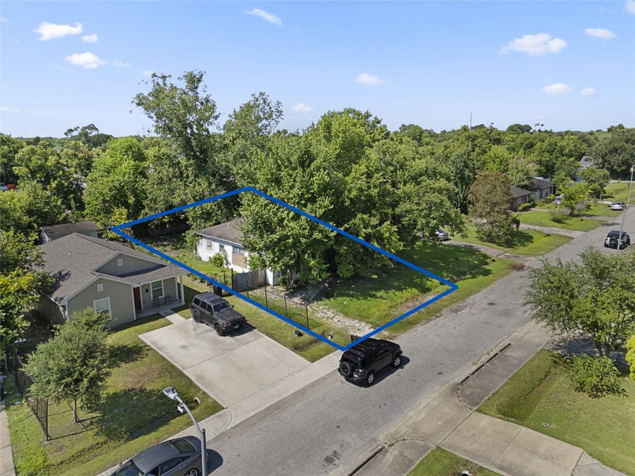 Property photo for 3600 Rockingham Street, Houston, TX