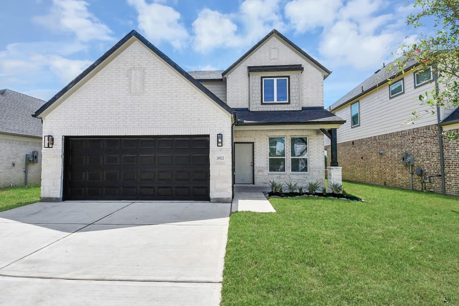 Property photo for 1017 Golden Glow Path, Magnolia, TX