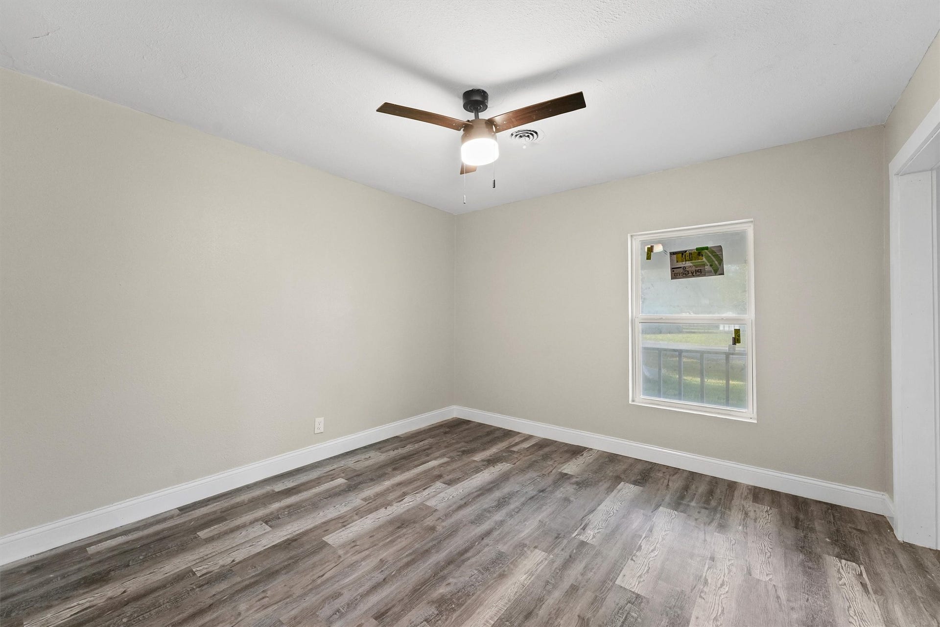 1405 Palm Street, La Marque, TX 77568 1405 Palm Street, La Marque, TX 77568