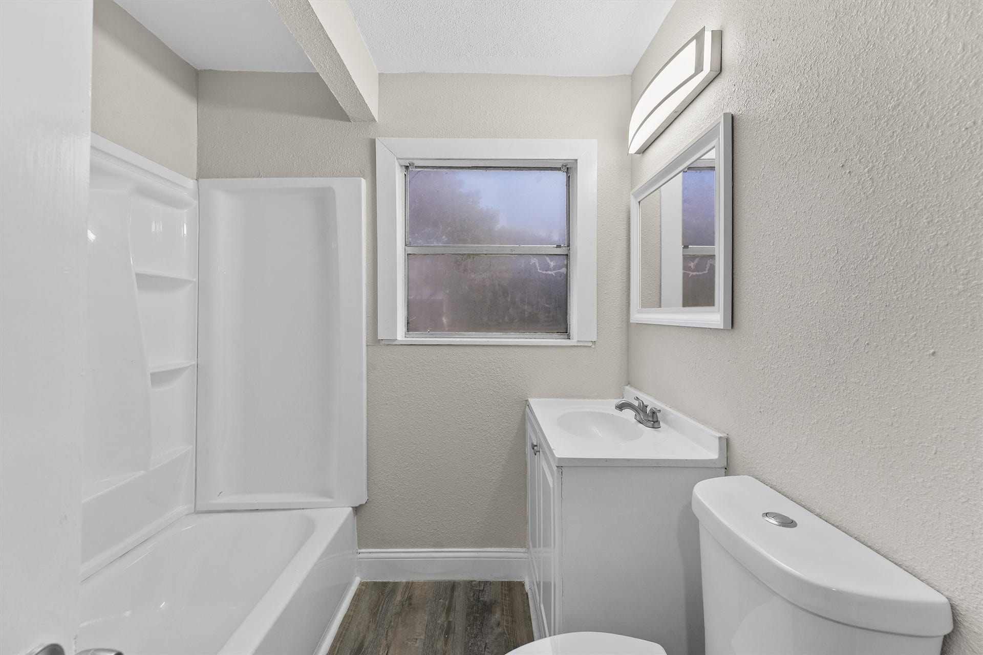 1405 Palm Street, La Marque, TX 77568 1405 Palm Street, La Marque, TX 77568