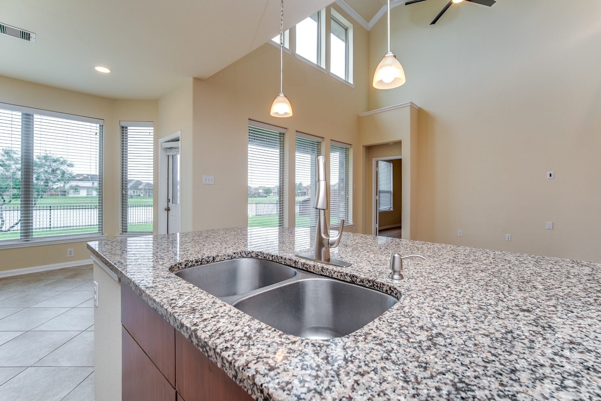 9422 Harmony Lake Lane, Richmond, TX 77469