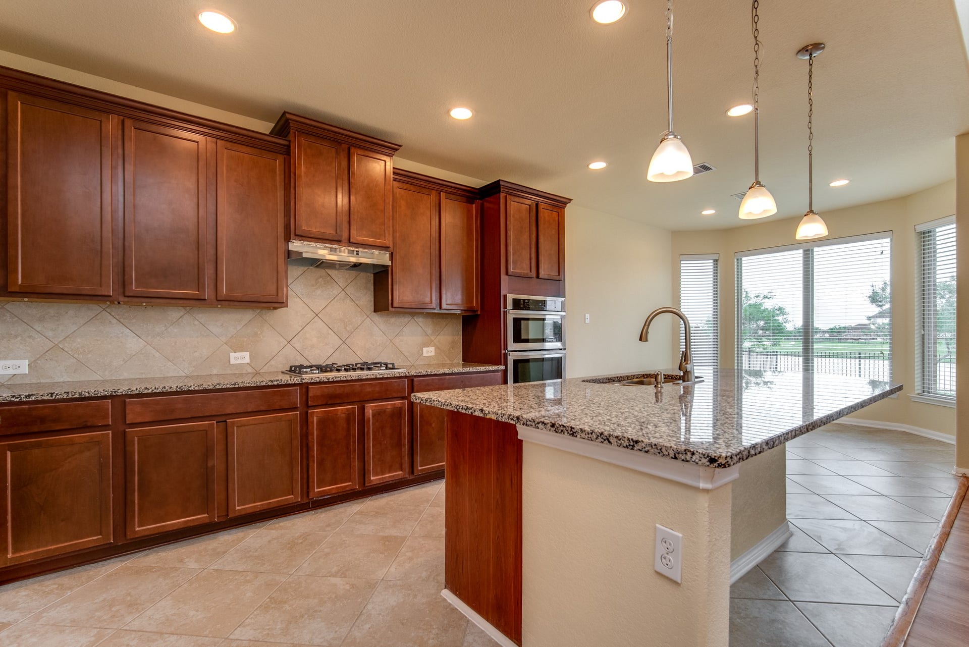 9422 Harmony Lake Lane, Richmond, TX 77469