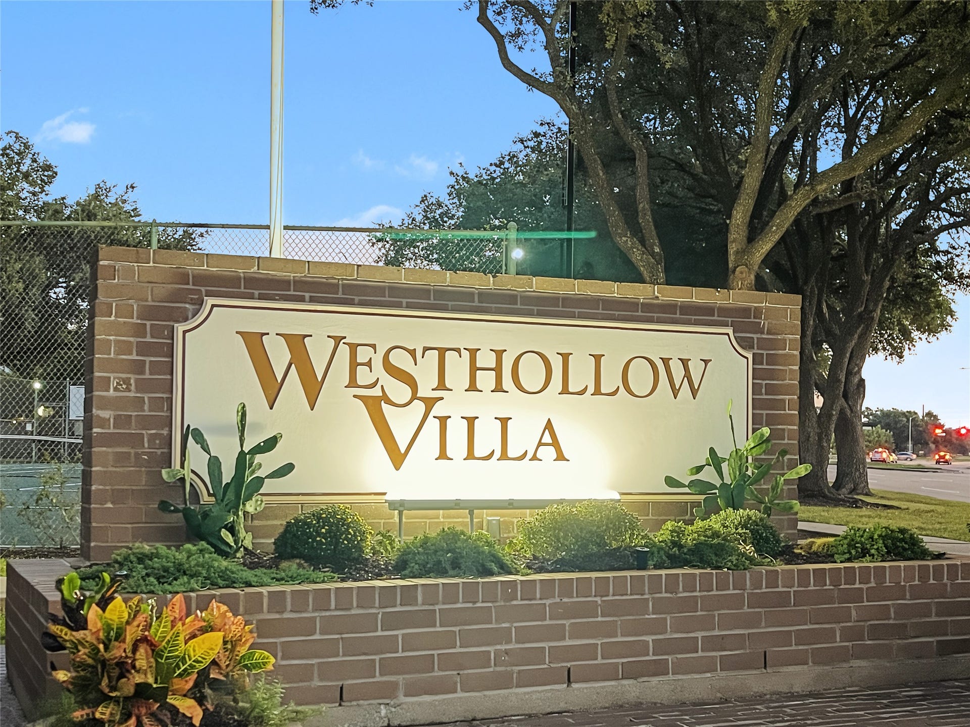 13768 Hollowgreen Drive, #510, Houston, TX 77082 13768 Hollowgreen Drive, #510, Houston, TX 77082