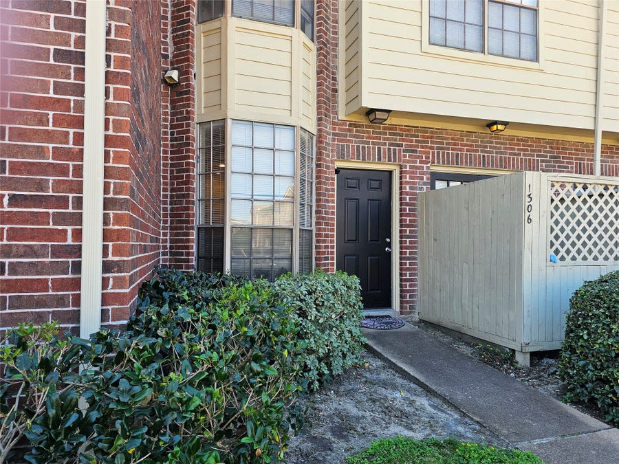 Property photo for 2121 El Paseo Street, #1306, Houston, TX