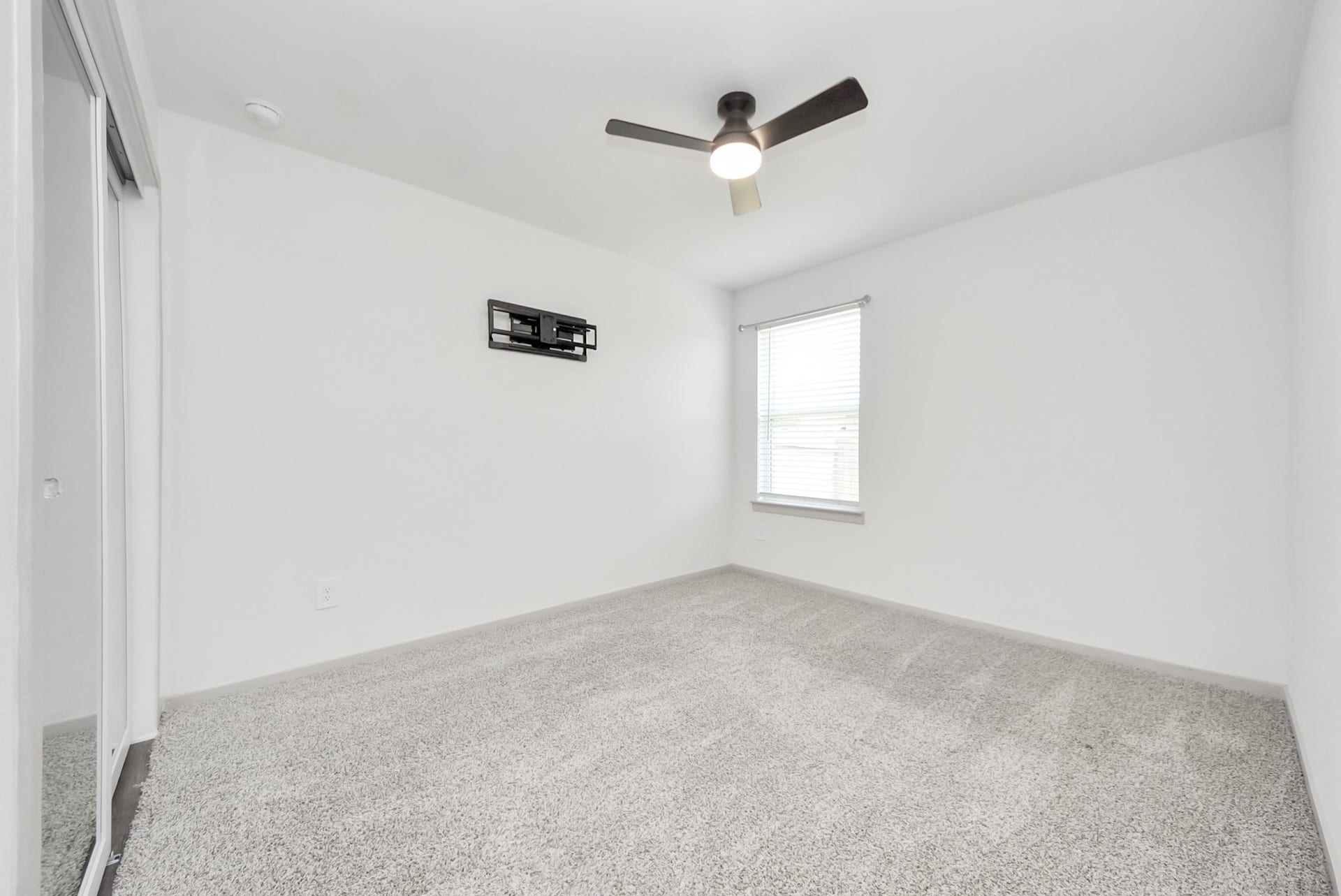 1742 Lilypad Drive, Alvin, TX 77511 Third bedroom