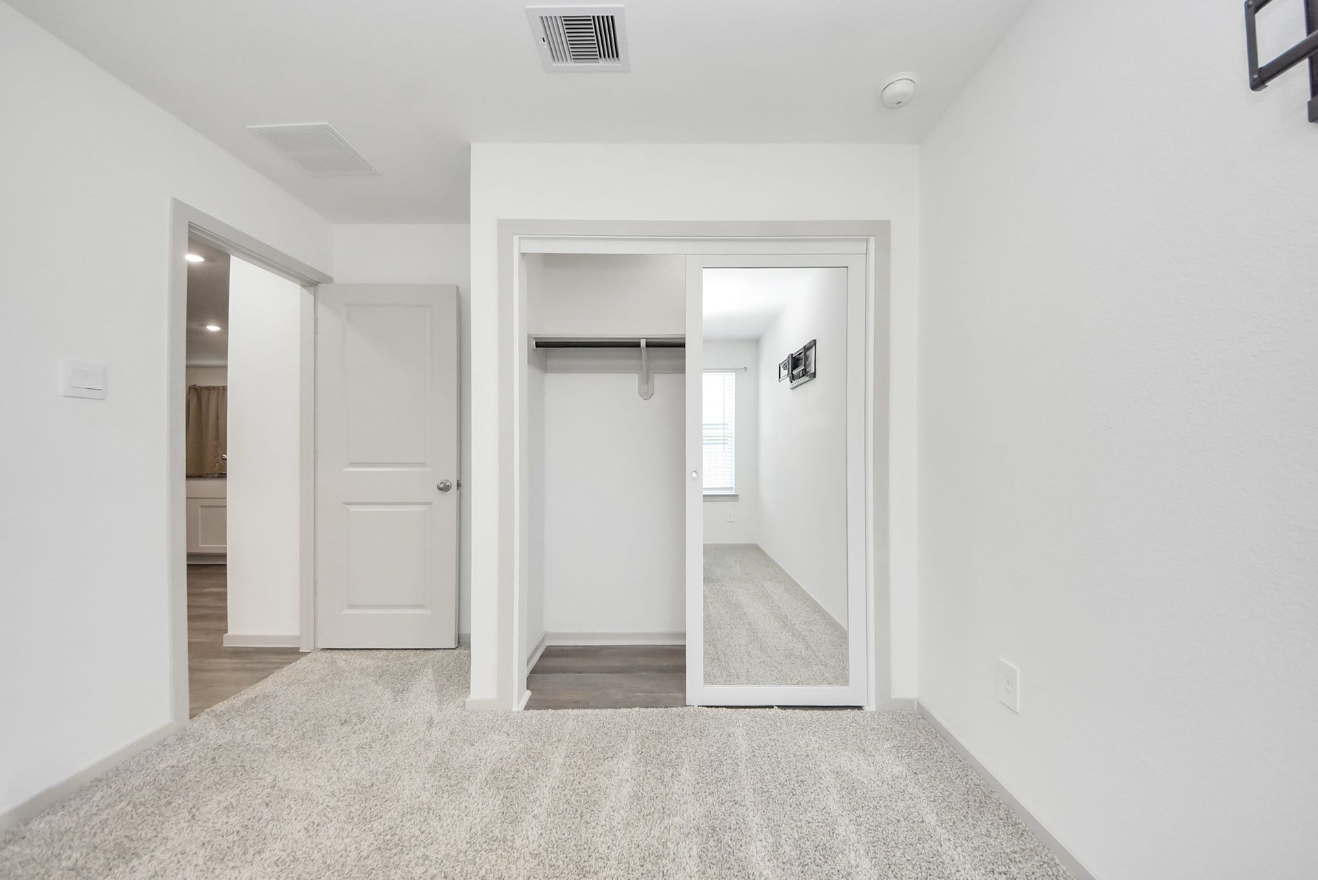 1742 Lilypad Drive, Alvin, TX 77511 Secondary bed