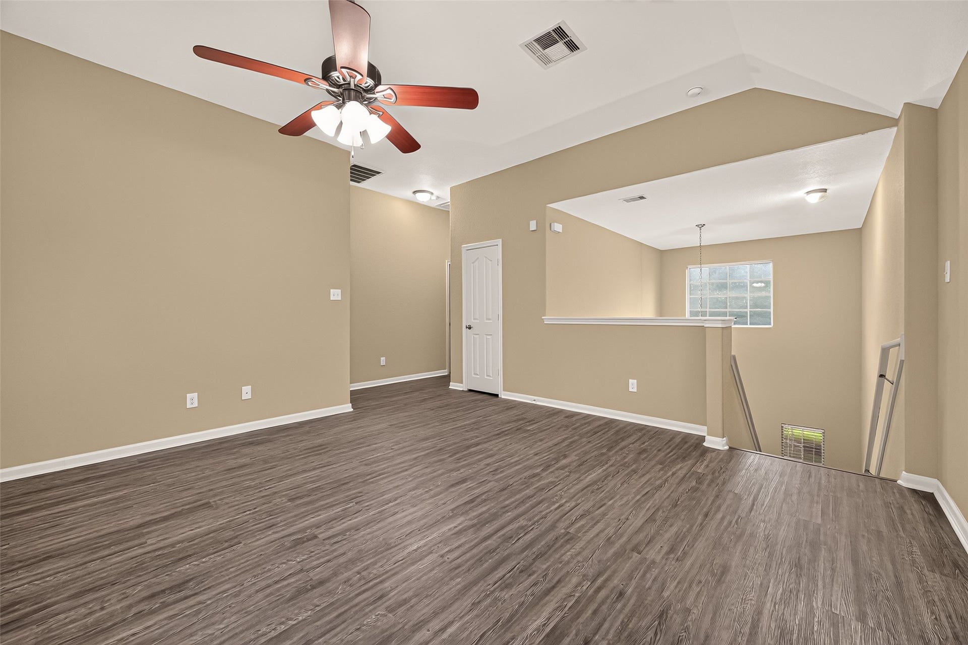 4903 Summer Ridge Drive, Conroe, TX 77303 4903 Summer Ridge Drive, Conroe, TX 77303