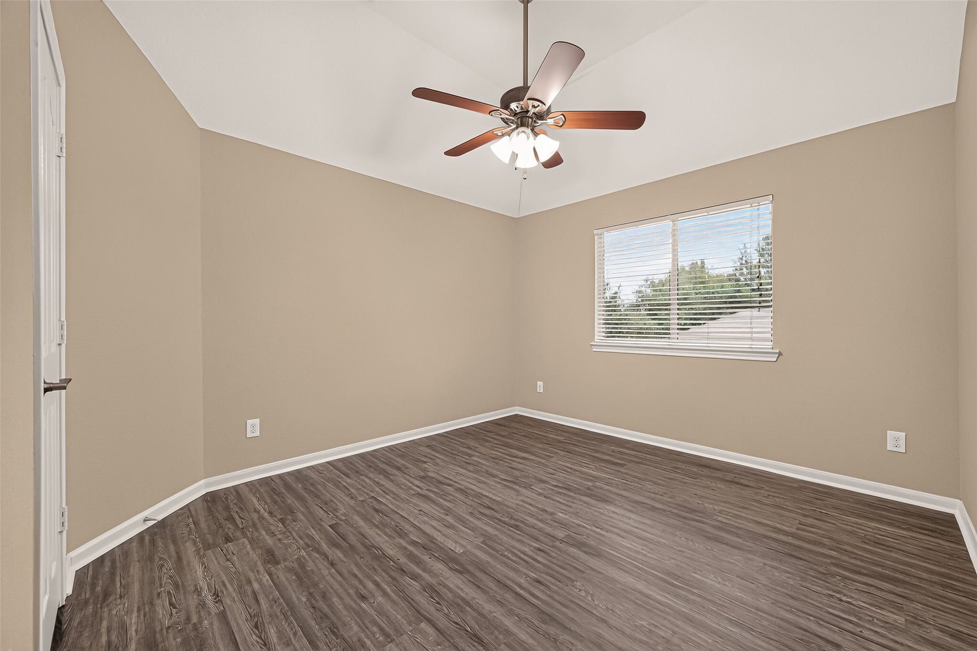 4903 Summer Ridge Drive, Conroe, TX 77303 4903 Summer Ridge Drive, Conroe, TX 77303