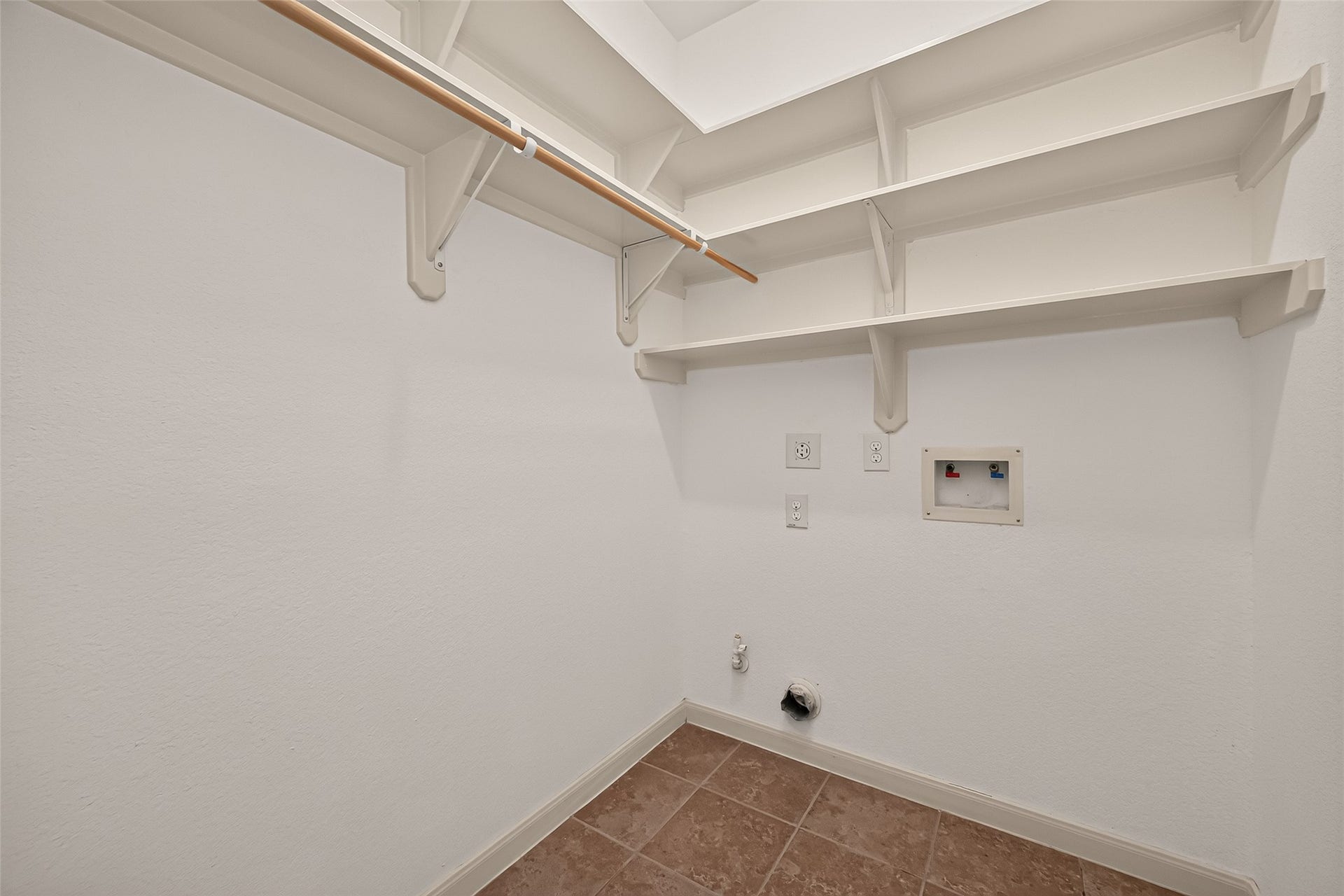 4903 Summer Ridge Drive, Conroe, TX 77303 4903 Summer Ridge Drive, Conroe, TX 77303