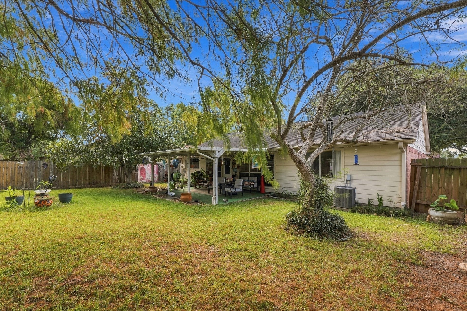 6919 Grant Drive, Richmond, TX 77469 6919 Grant Drive, Richmond, TX 77469