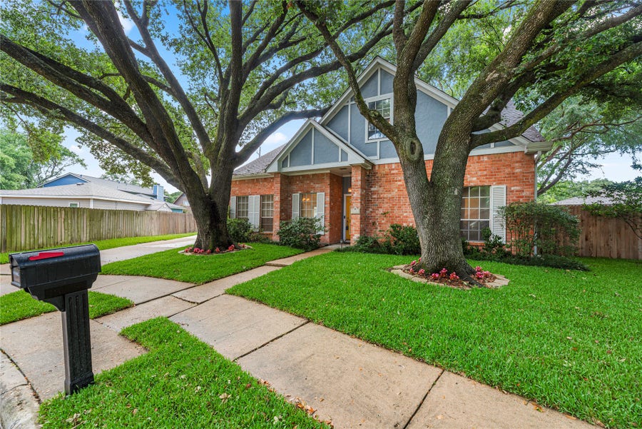 Property photo for 8106 Tall Firs Lane, Houston, TX
