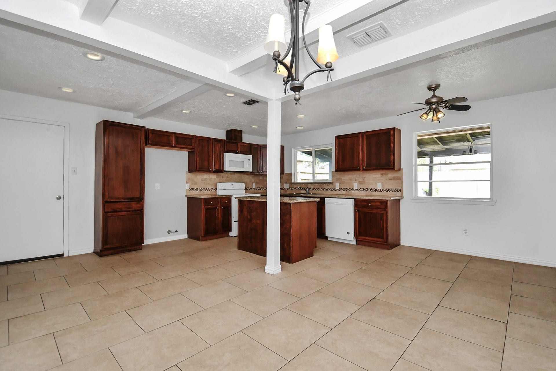 10131 Kent Towne Ln, Sugar Land, TX 77498 10131 Kent Towne Ln, Sugar Land, TX 77498