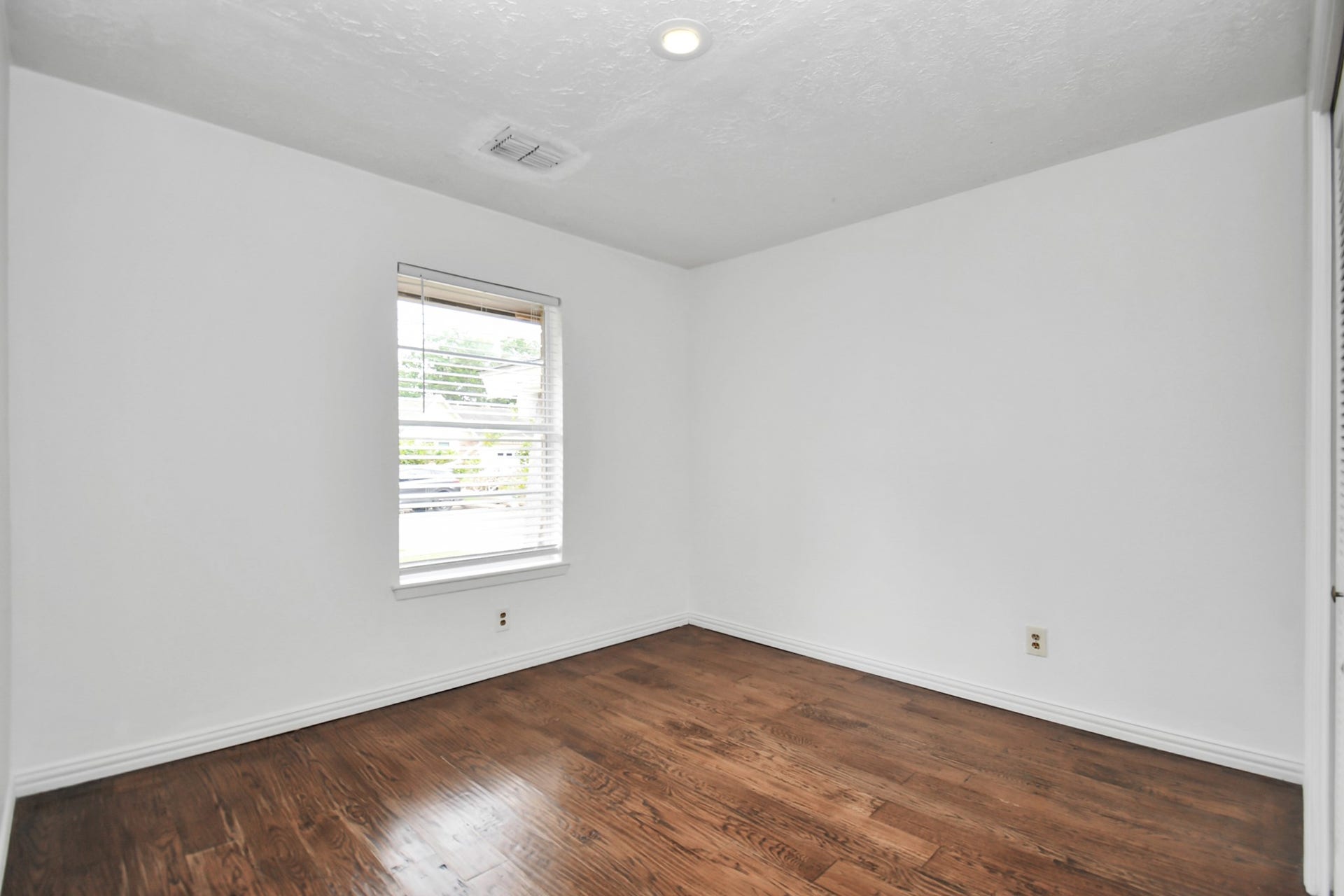10131 Kent Towne Ln, Sugar Land, TX 77498 10131 Kent Towne Ln, Sugar Land, TX 77498