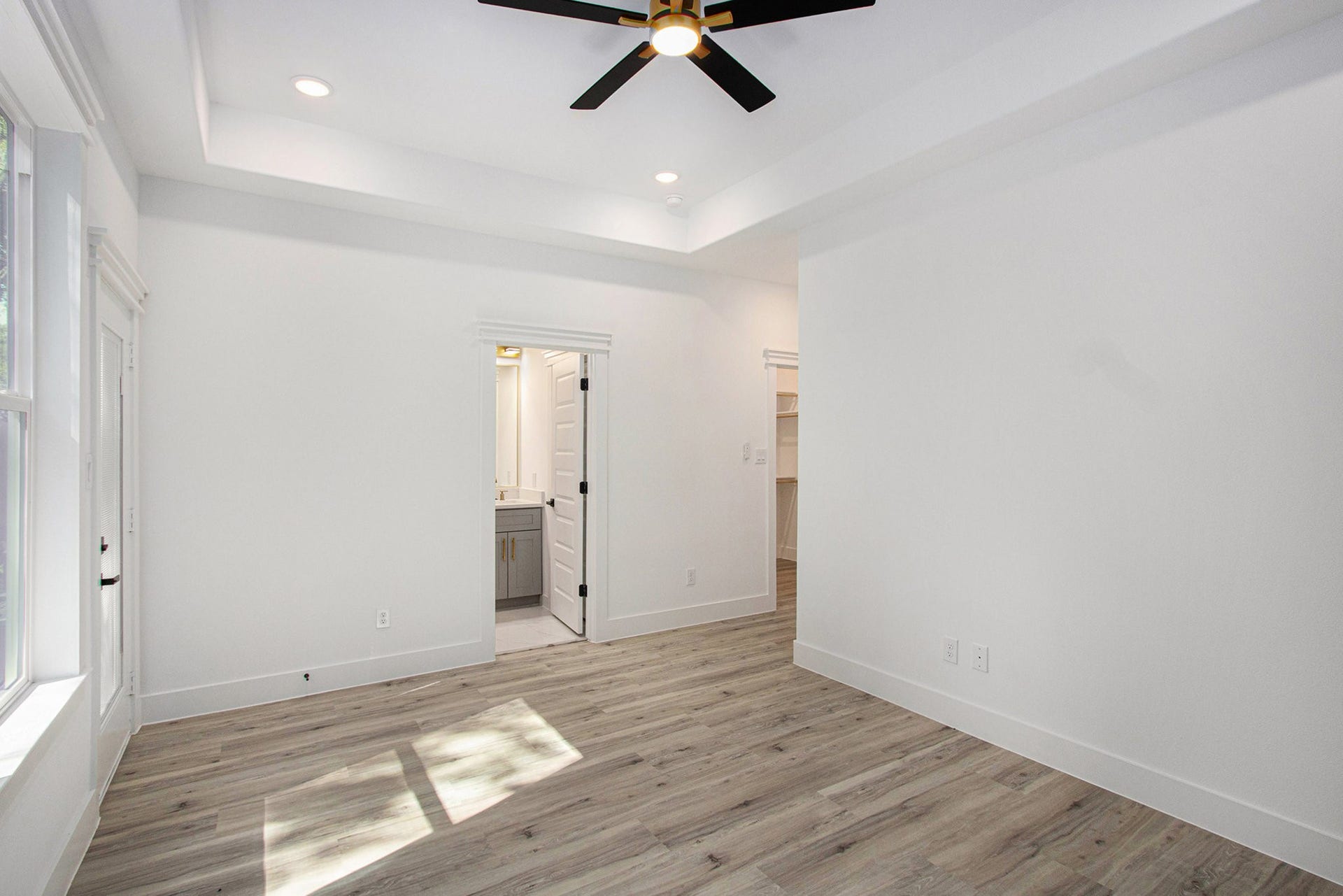 3652 Seabrook Street, #A/B, Houston, TX 77021 3652 Seabrook Street, #A/B, Houston, TX 77021