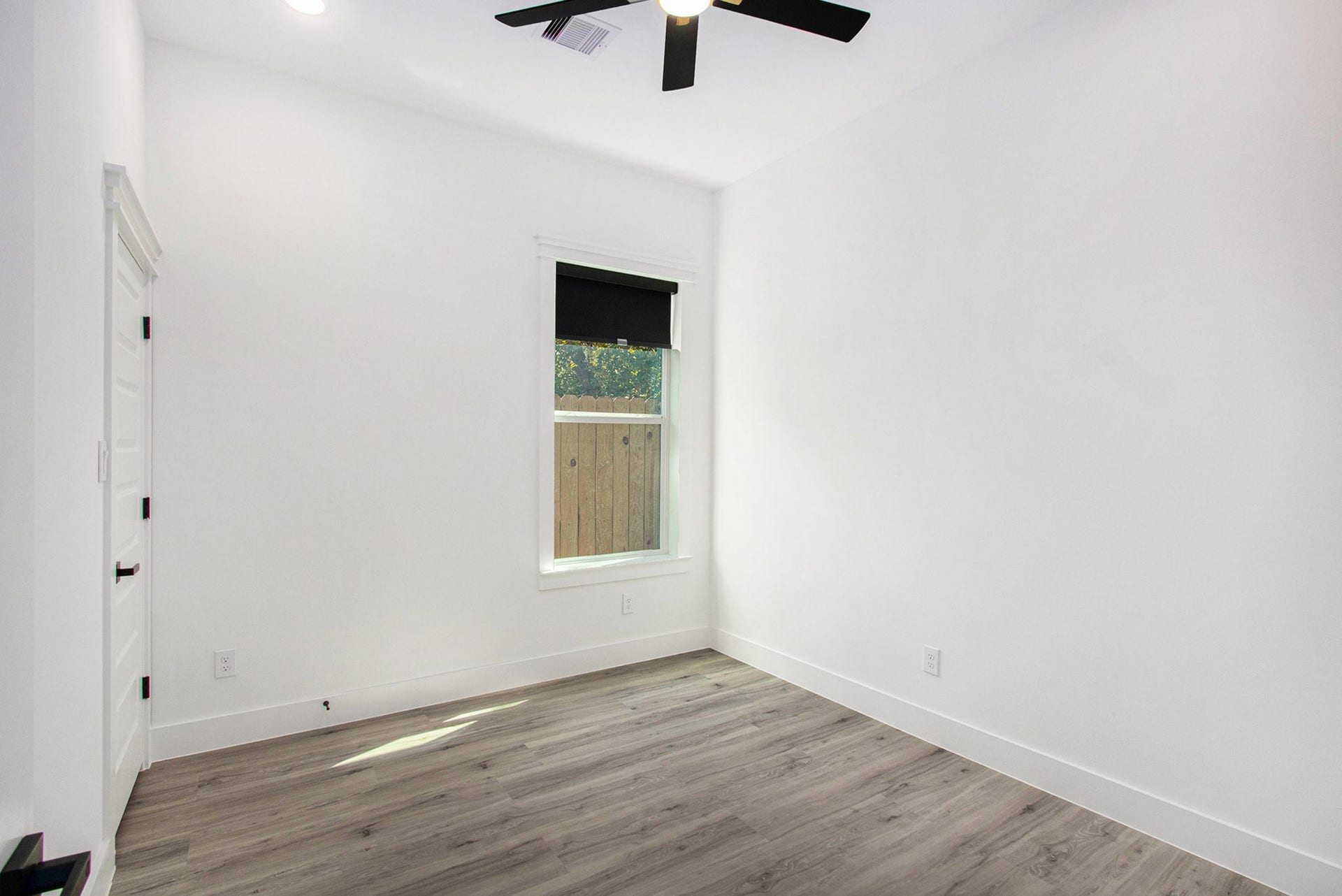3652 Seabrook Street, #A/B, Houston, TX 77021 3652 Seabrook Street, #A/B, Houston, TX 77021