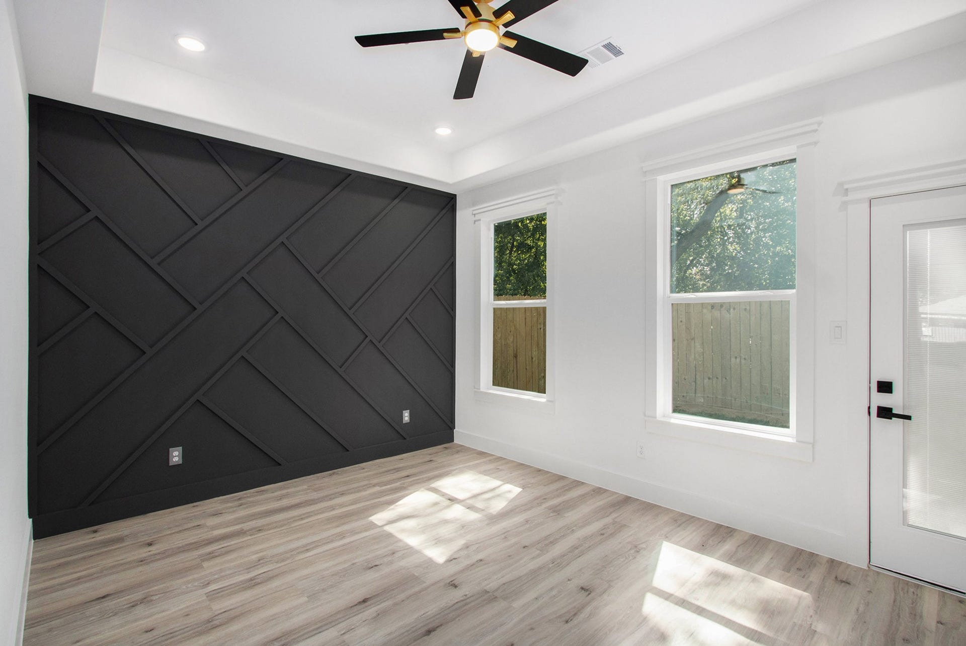 3652 Seabrook Street, #A/B, Houston, TX 77021 3652 Seabrook Street, #A/B, Houston, TX 77021