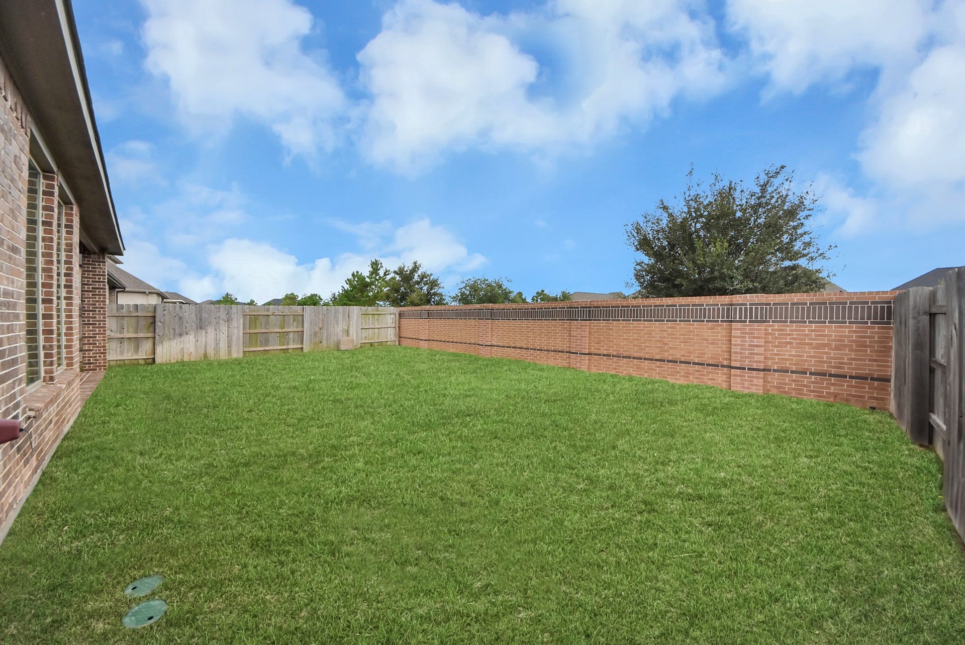 7319 Perching Hawk Trail, Katy, TX 77493 Fenced backyard