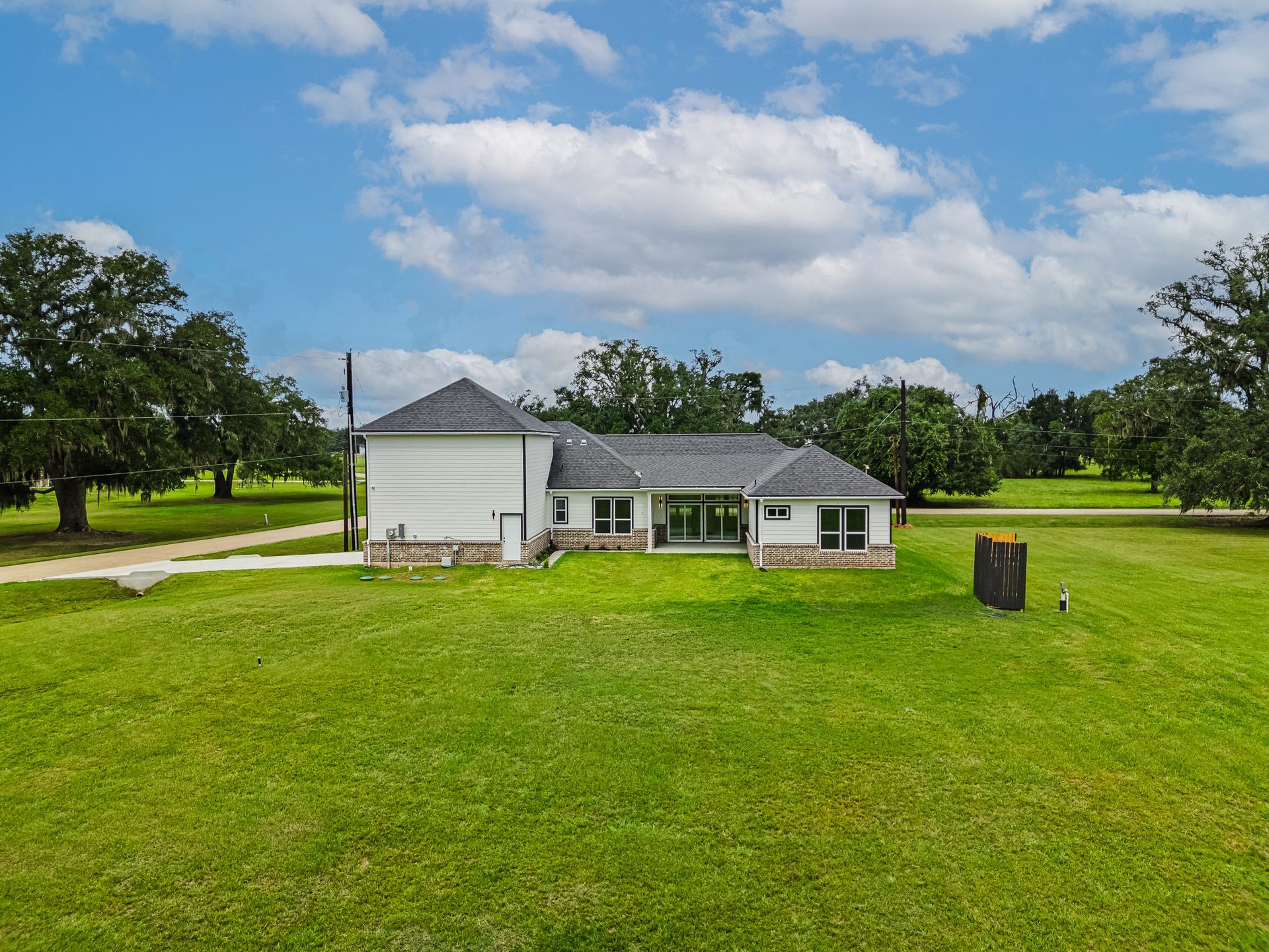 500 Campfire Trail, Angleton, TX 77515 500 Campfire Trail, Angleton, TX 77515
