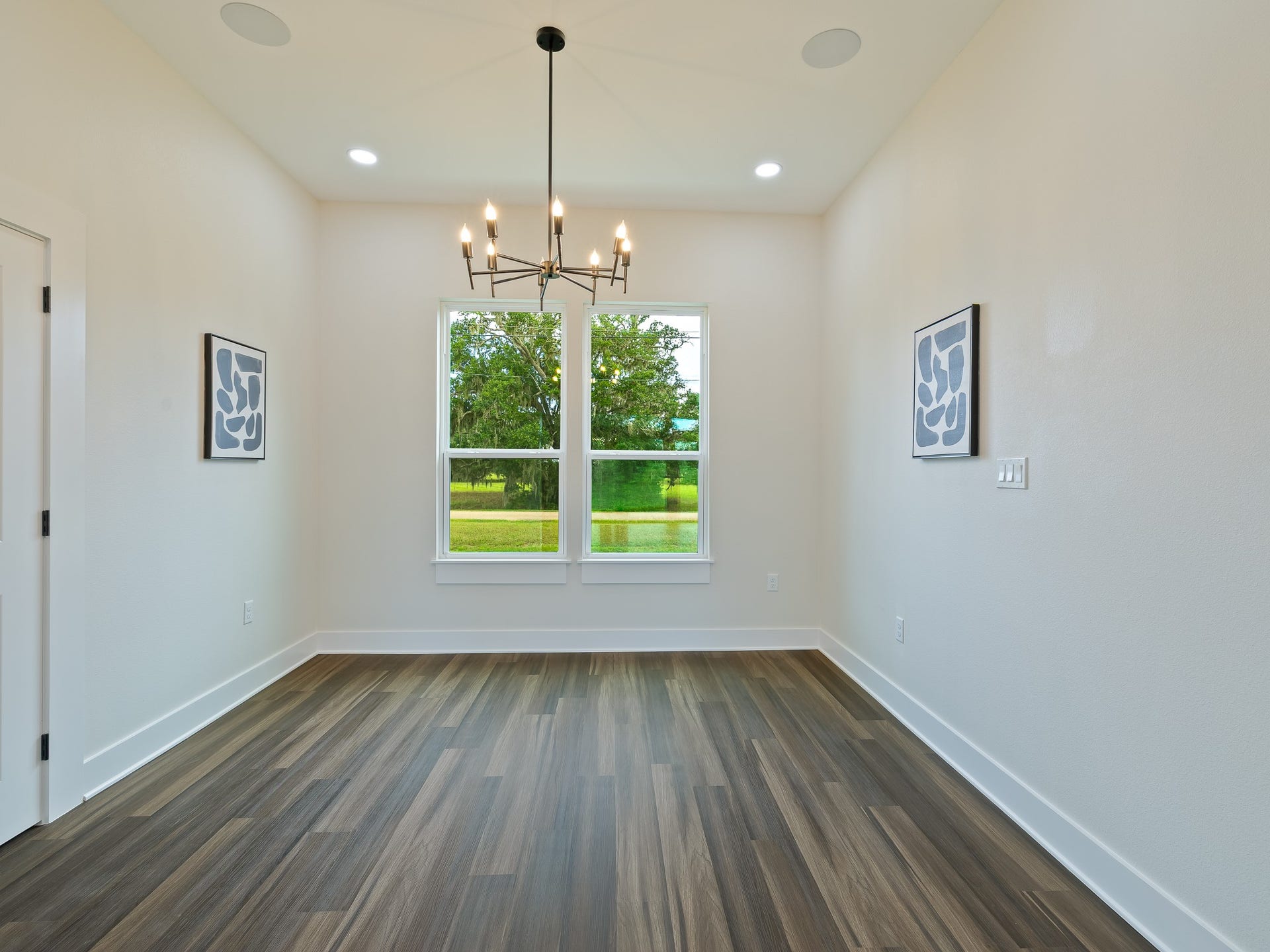 500 Campfire Trail, Angleton, TX 77515 Dining room