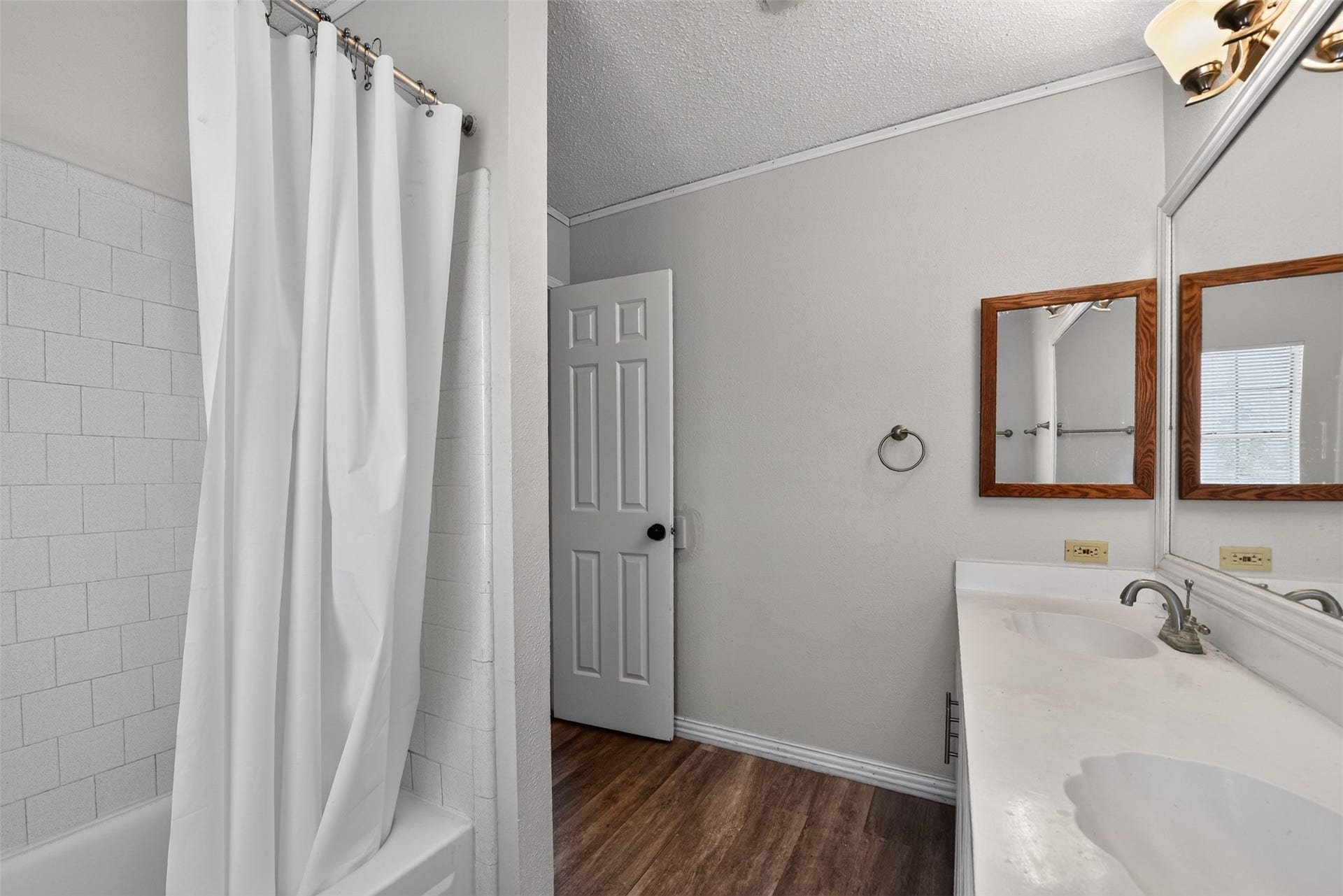 3423 Green Fields Drive, Sugar Land, TX 77479
