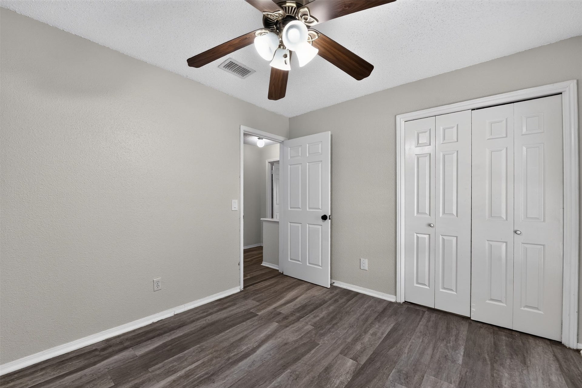 1st Guest Bedroom