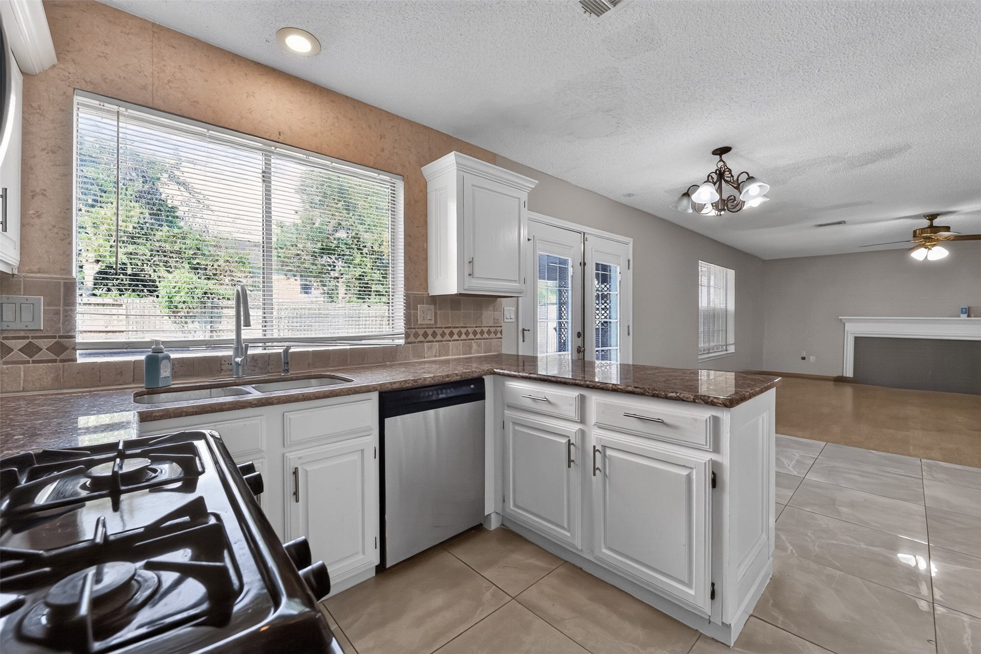 3423 Green Fields Drive, Sugar Land, TX 77479