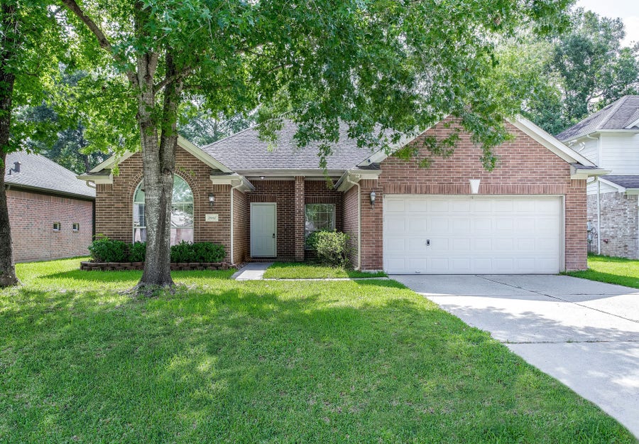 Property photo for 28610 Hidden Cove Drive, Magnolia, TX