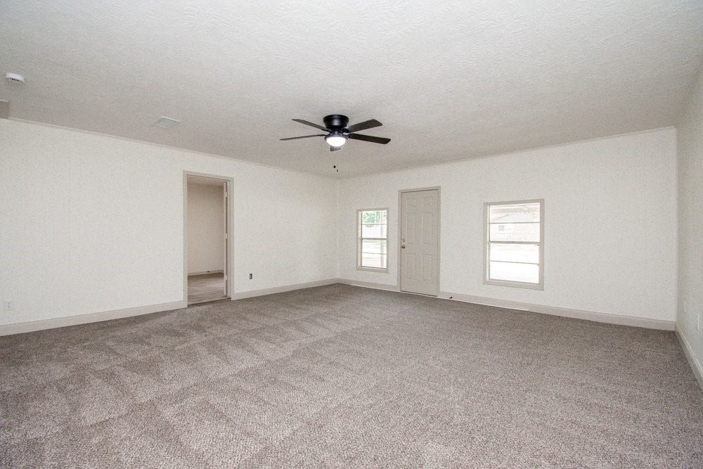 729 Arbor Drive, Deer Park, TX 77536 Second bonus room with a private entrance.