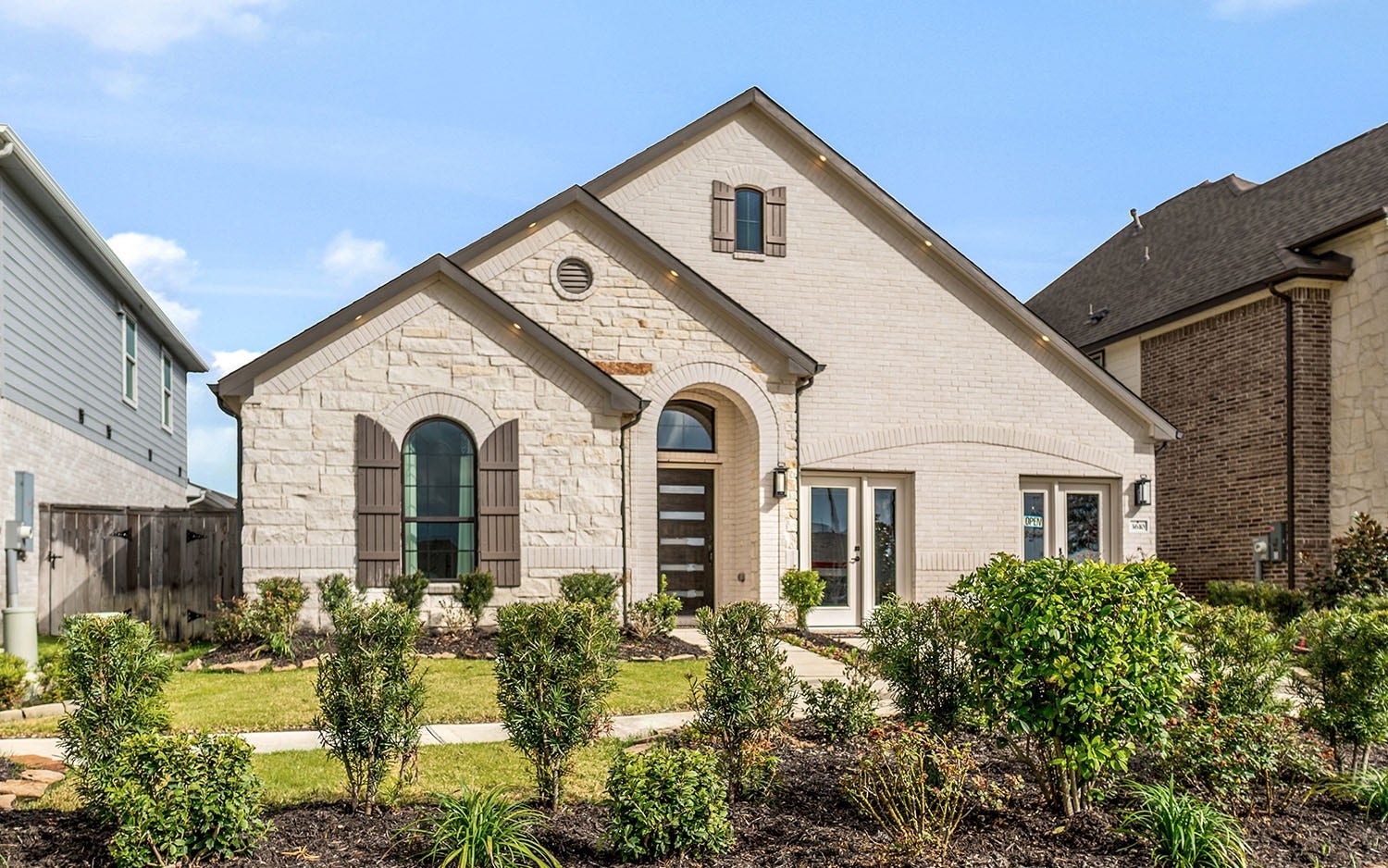 3610 Compass Pointe Court, Angleton, TX 77515 3610 Compass Pointe Court, Angleton, TX 77515