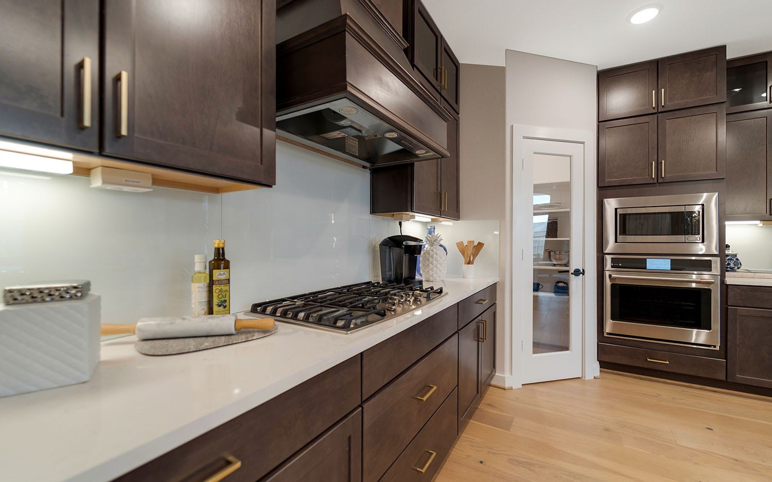3610 Compass Pointe Court, Angleton, TX 77515 3610 Compass Pointe Court, Angleton, TX 77515