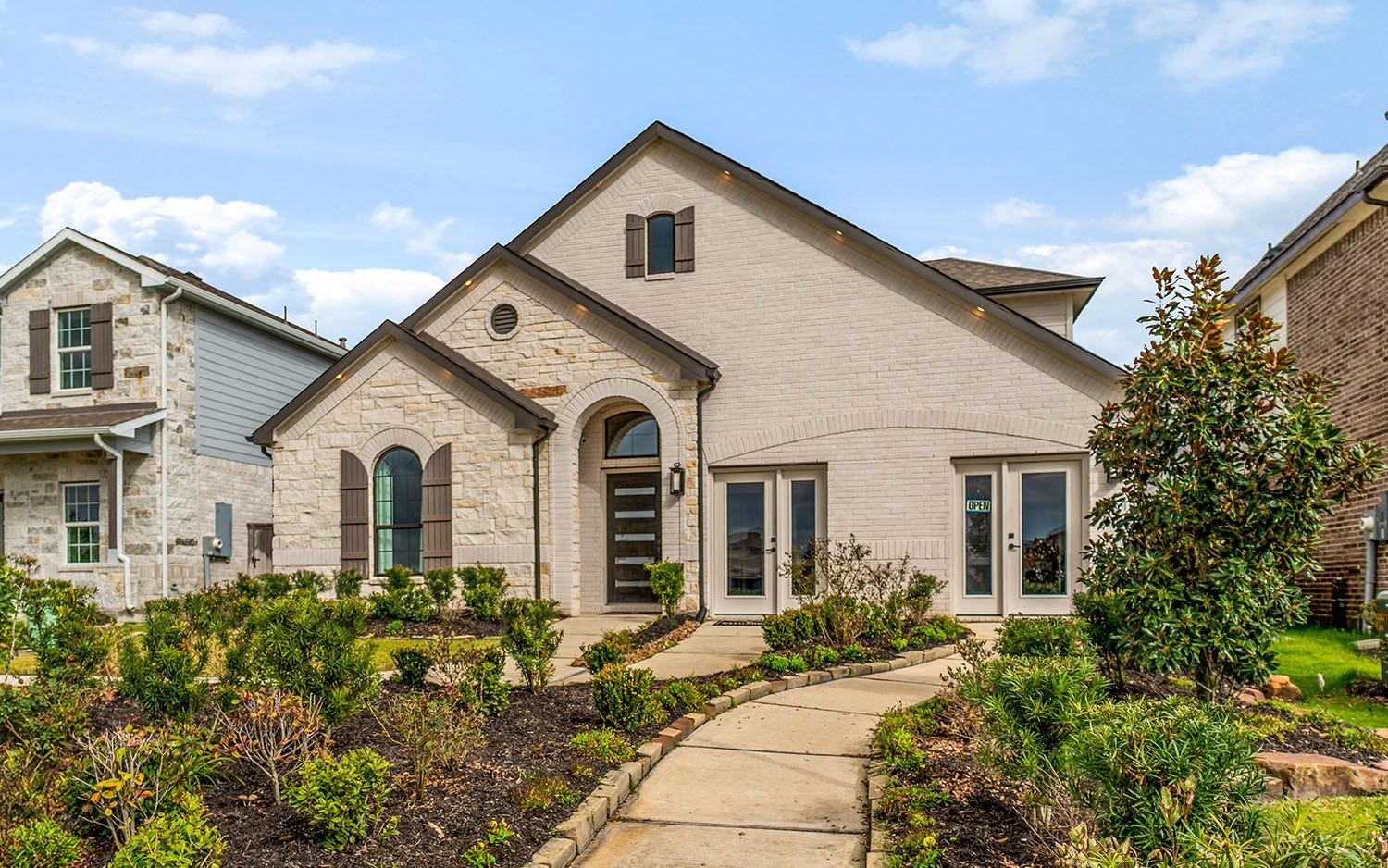 3610 Compass Pointe Court, Angleton, TX 77515 3610 Compass Pointe Court, Angleton, TX 77515