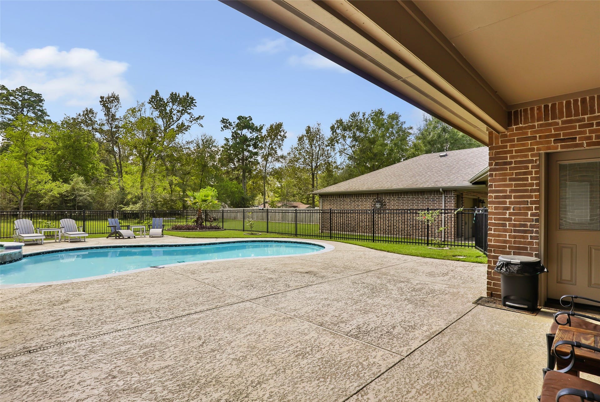 514 Carriage View Lane, Houston, TX 77336