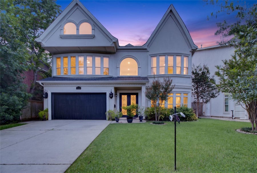Property photo for 2318 Bellefontaine Street, Houston, TX