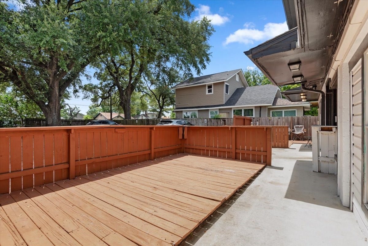 215 Caplin Street, Houston, TX 77022 Each unit has their own patio offering additional outdoor living space.