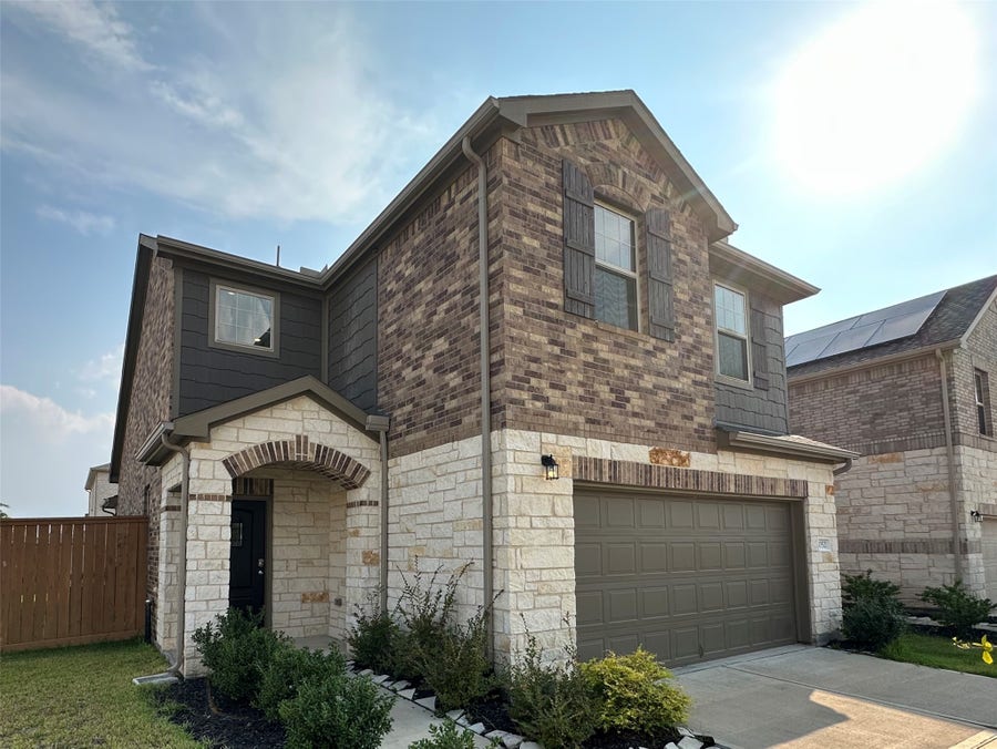Property photo for 1052 Laguna Cove Drive, Katy, TX